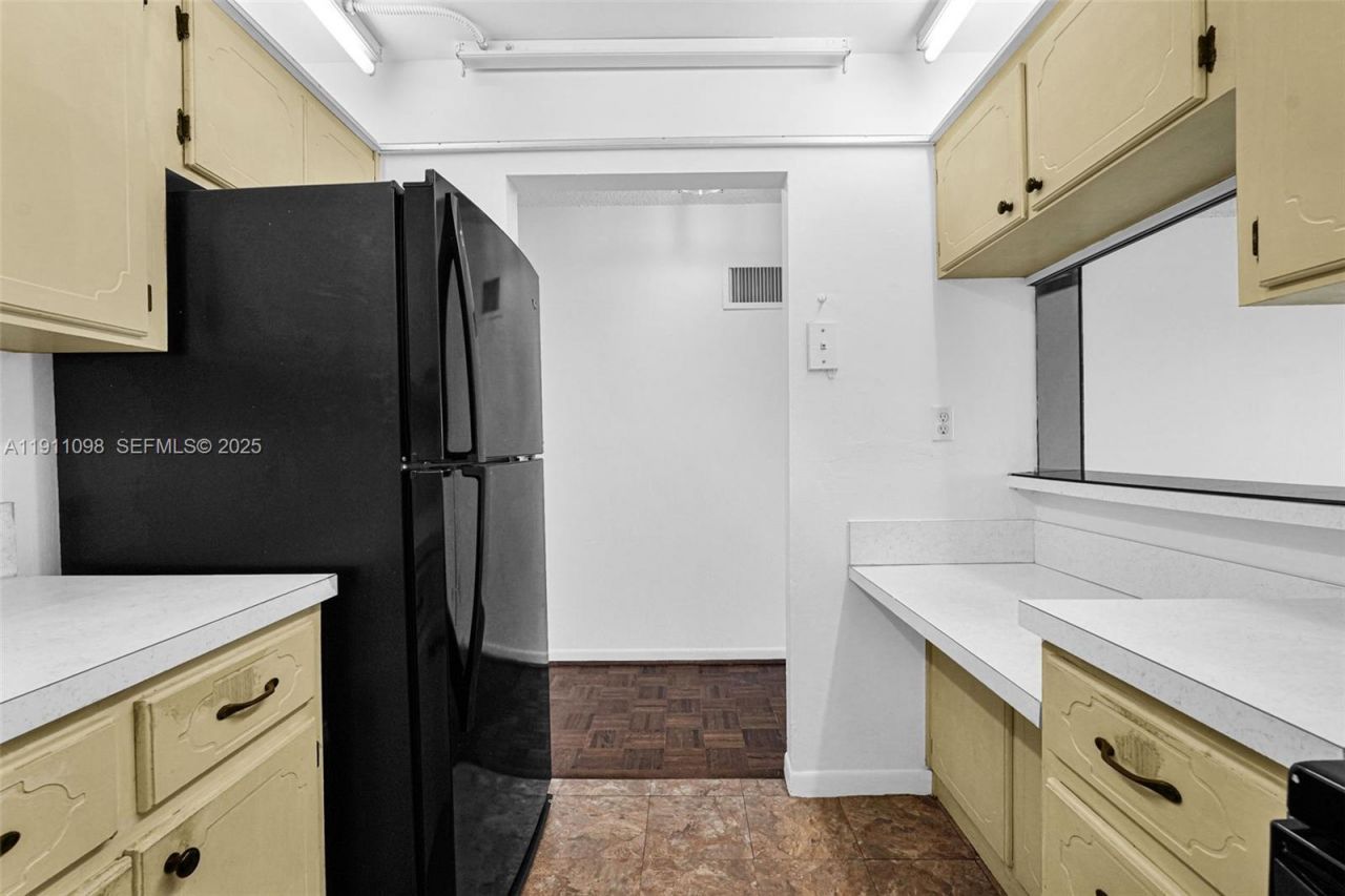 5911 NE 14th Ln, Unit 505S, Fort Lauderdale, FL 33334 Photo