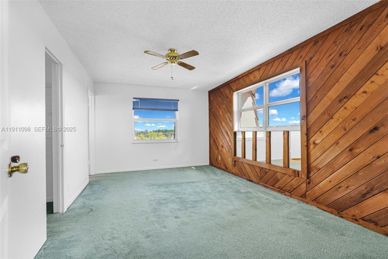 5911 NE 14th Ln, Unit 505S, Fort Lauderdale, FL 33334 Photo