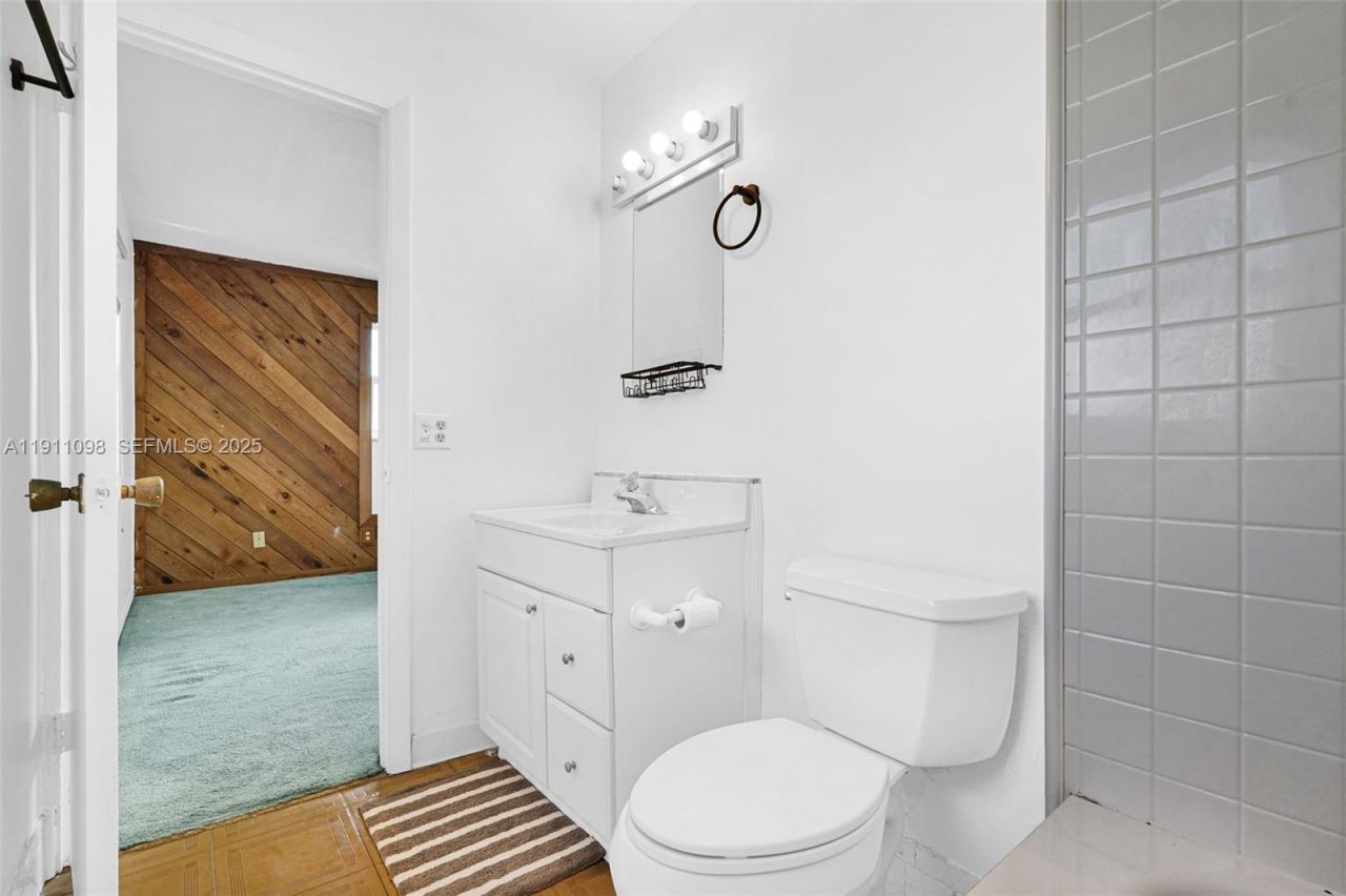 5911 NE 14th Ln, Unit 505S, Fort Lauderdale, FL 33334 Photo