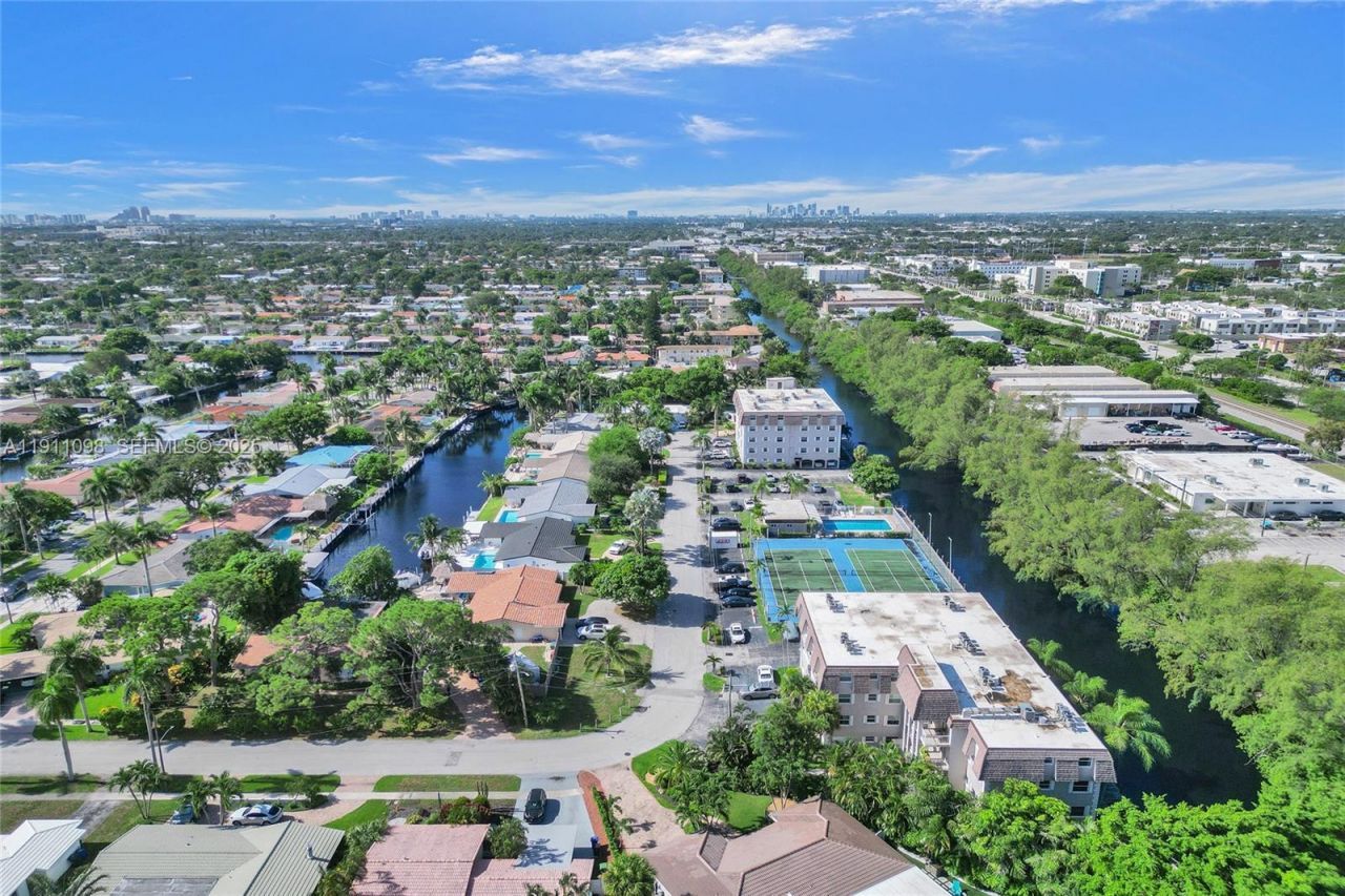 5911 NE 14th Ln, Unit 505S, Fort Lauderdale, FL 33334 Photo