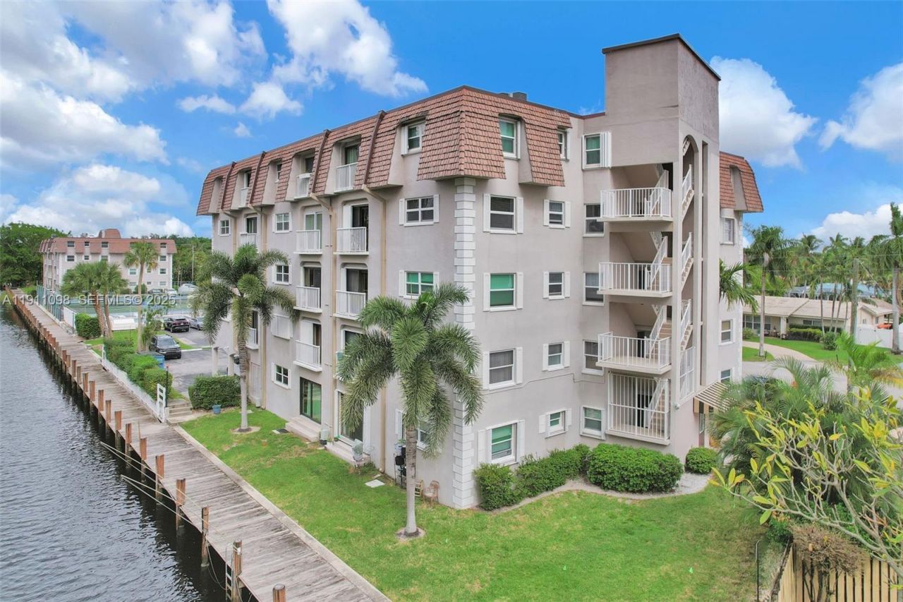 5911 NE 14th Ln, Unit 505S, Fort Lauderdale, FL 33334 Photo