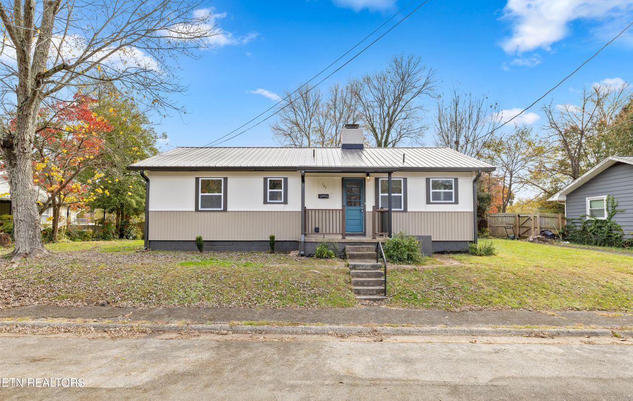 107 W Newcomb Rd, Oak Ridge, TN 37830 Main Photo