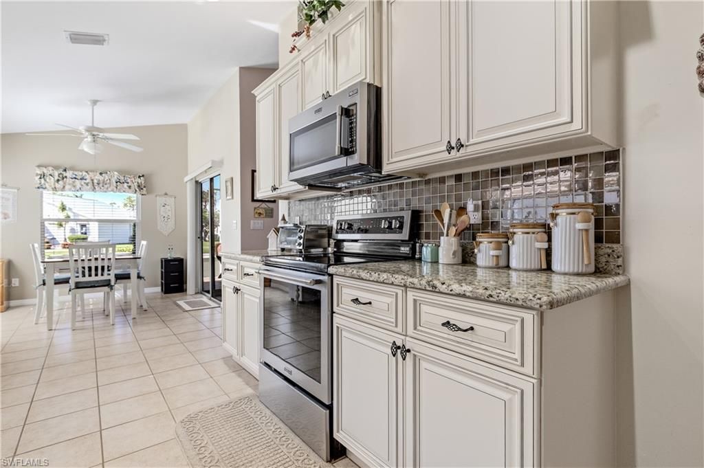 17581 Coconut Palm Ct, North Fort Myers, FL 33917 Photo