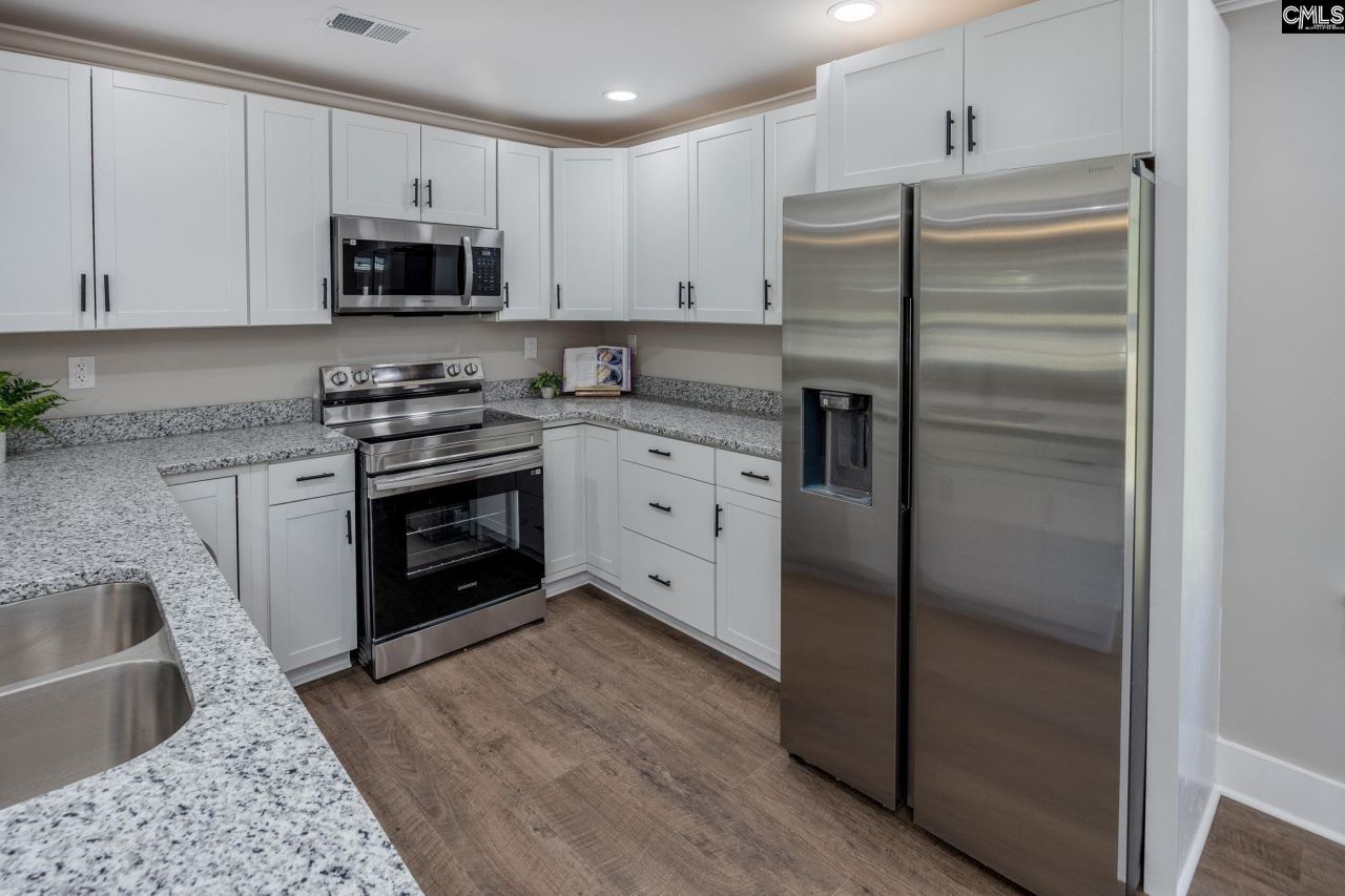 2719 Glenwood Road Photo 9