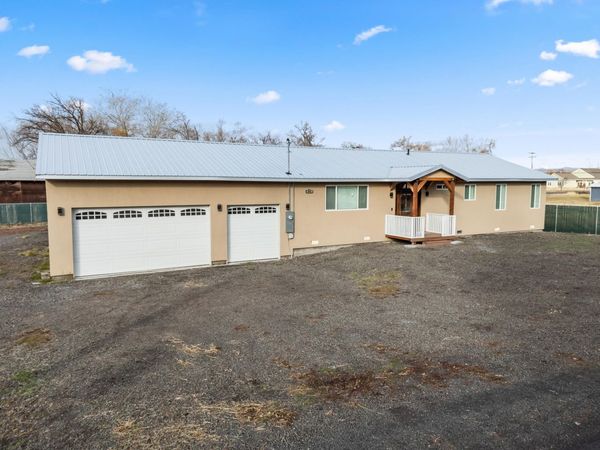 950 S K Street, Lakeview, OR 97630