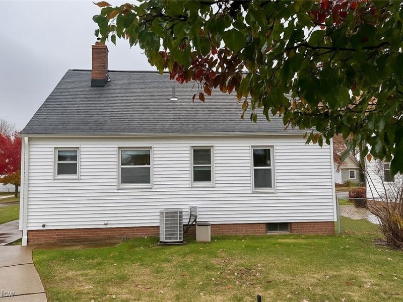 30325 Mildred Drive, Willowick, OH 44095 Photo 22