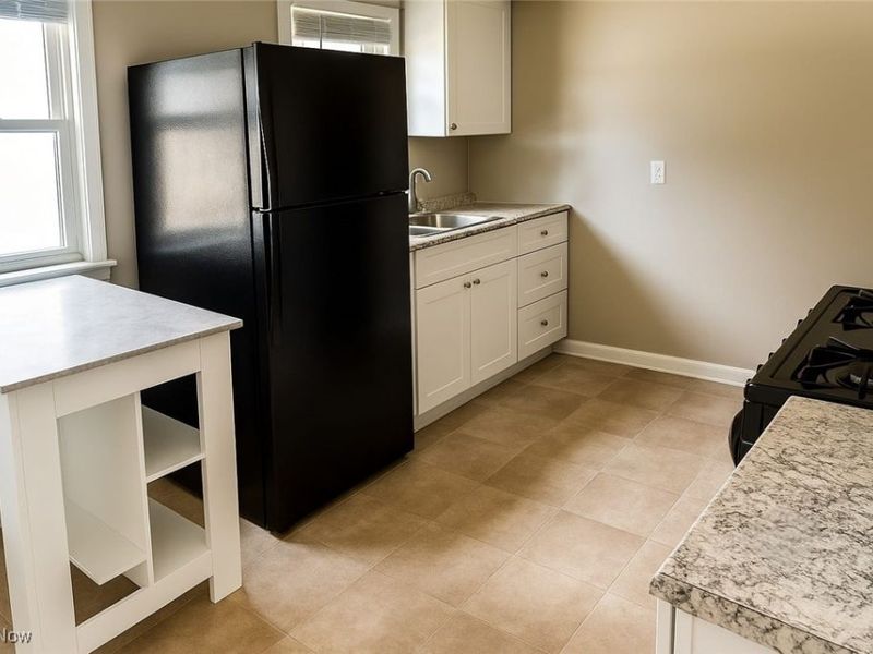 30325 Mildred Drive, Willowick, OH 44095 Photo 7