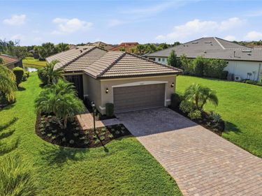 17029 HAMPTON FALLS TERRACE, LAKEWOOD RANCH, FL 34202