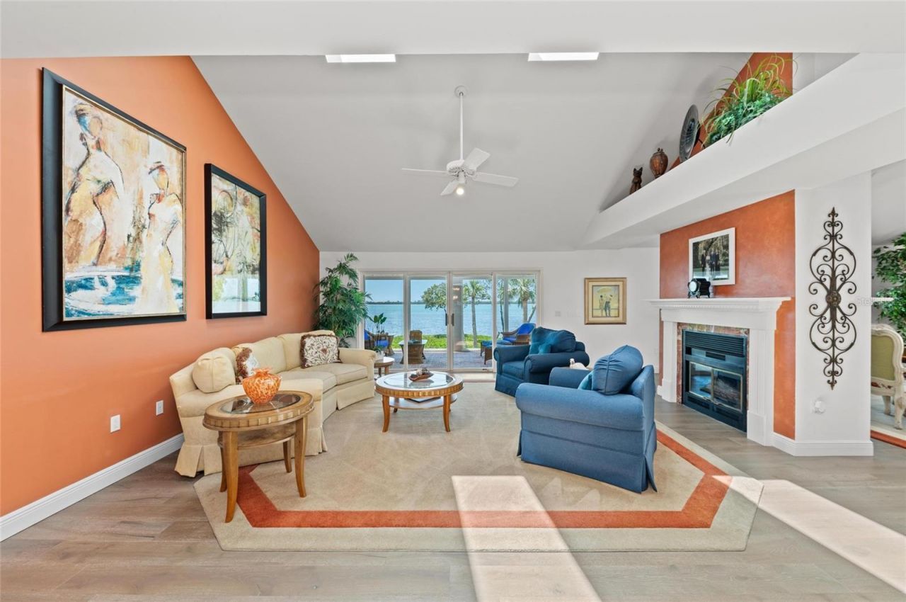 78 Tidy Island Boulevard, Bradenton, FL 34210 Photo