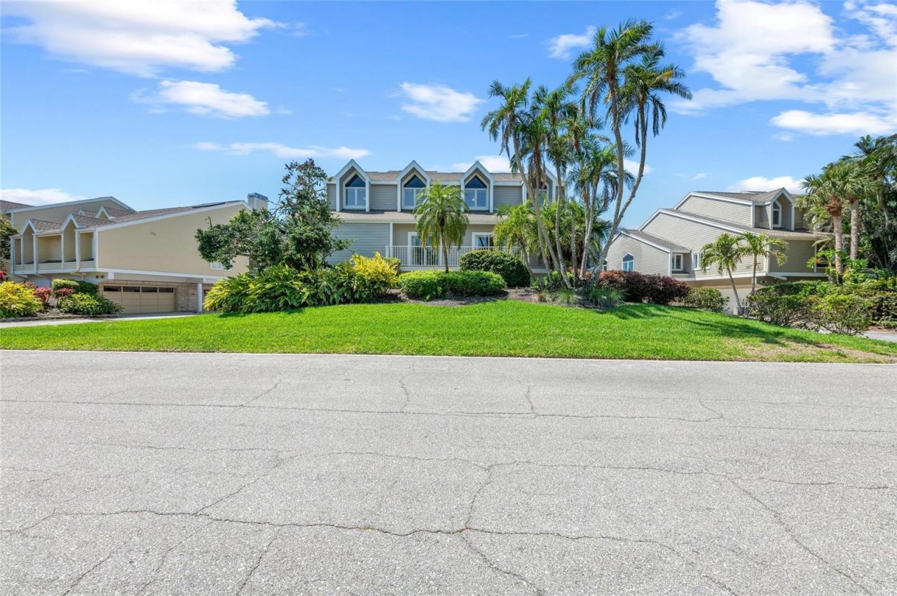 78 Tidy Island Boulevard, Bradenton, FL 34210 Photo