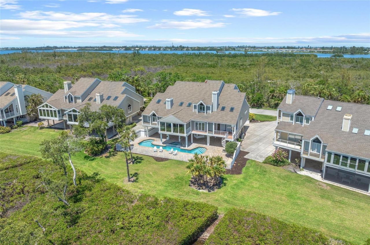 78 Tidy Island Boulevard, Bradenton, FL 34210 Photo