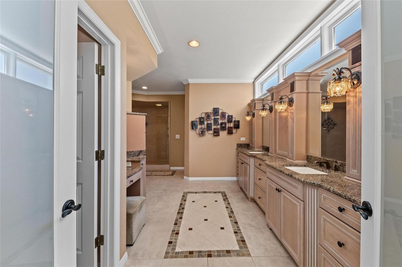 78 Tidy Island Boulevard, Bradenton, FL 34210 Photo