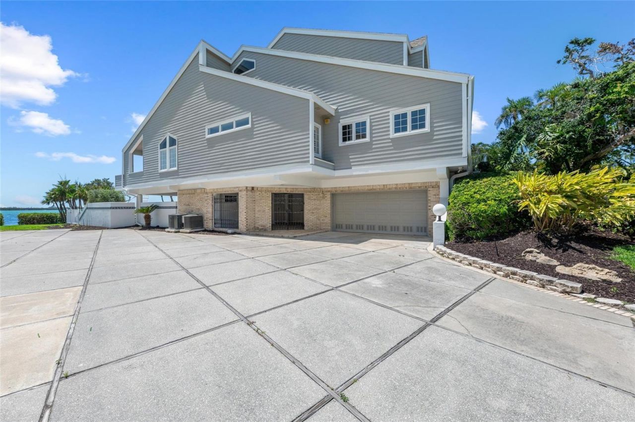 78 Tidy Island Boulevard, Bradenton, FL 34210 Photo