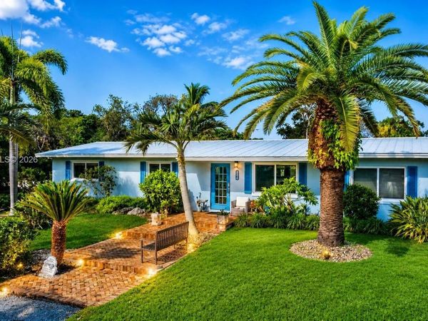 160 Ridge St, Tavernier, FL 33070