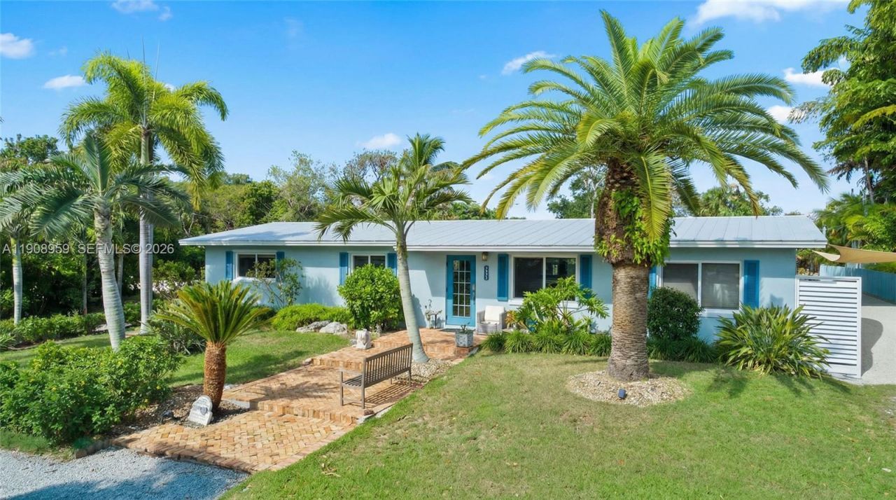 160 Ridge St, Tavernier, FL 33070 Photo