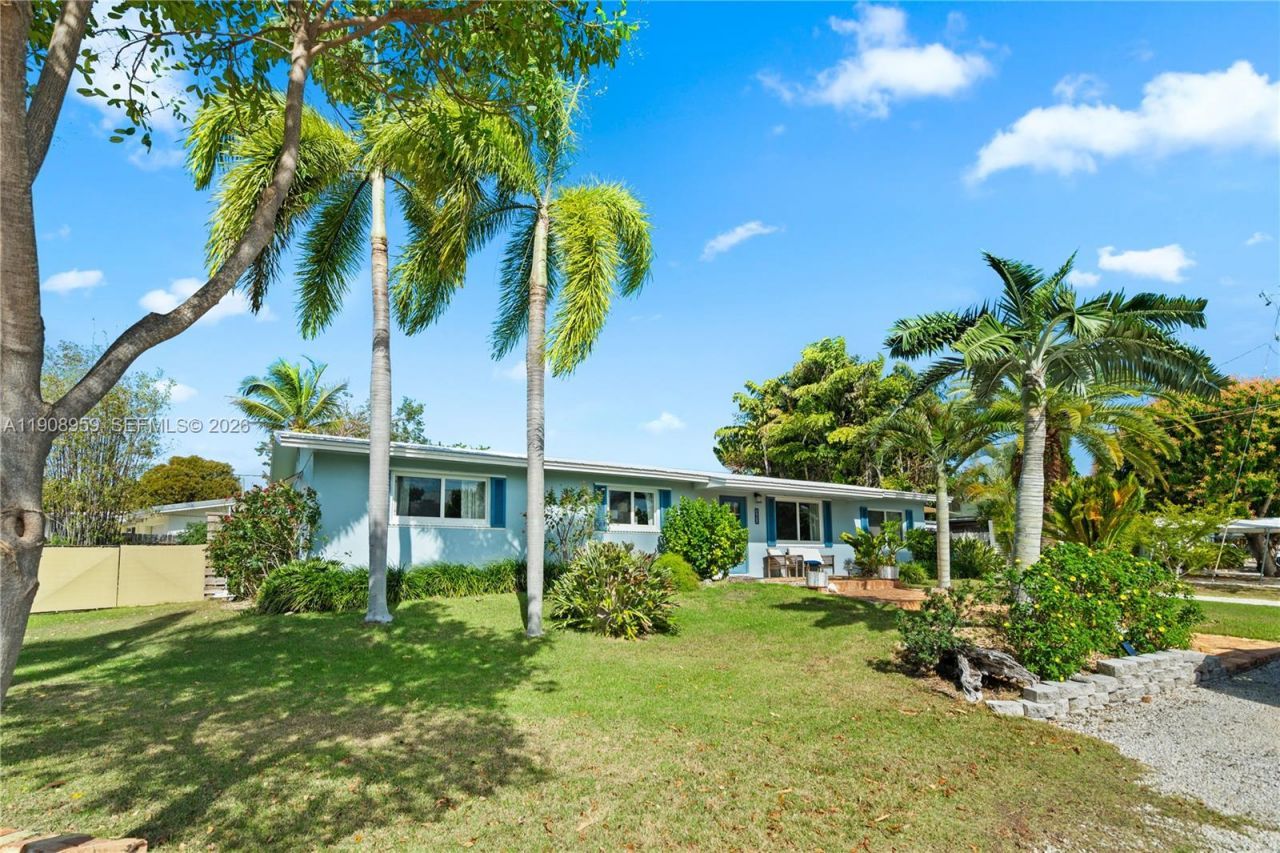 160 Ridge St, Tavernier, FL 33070 Photo