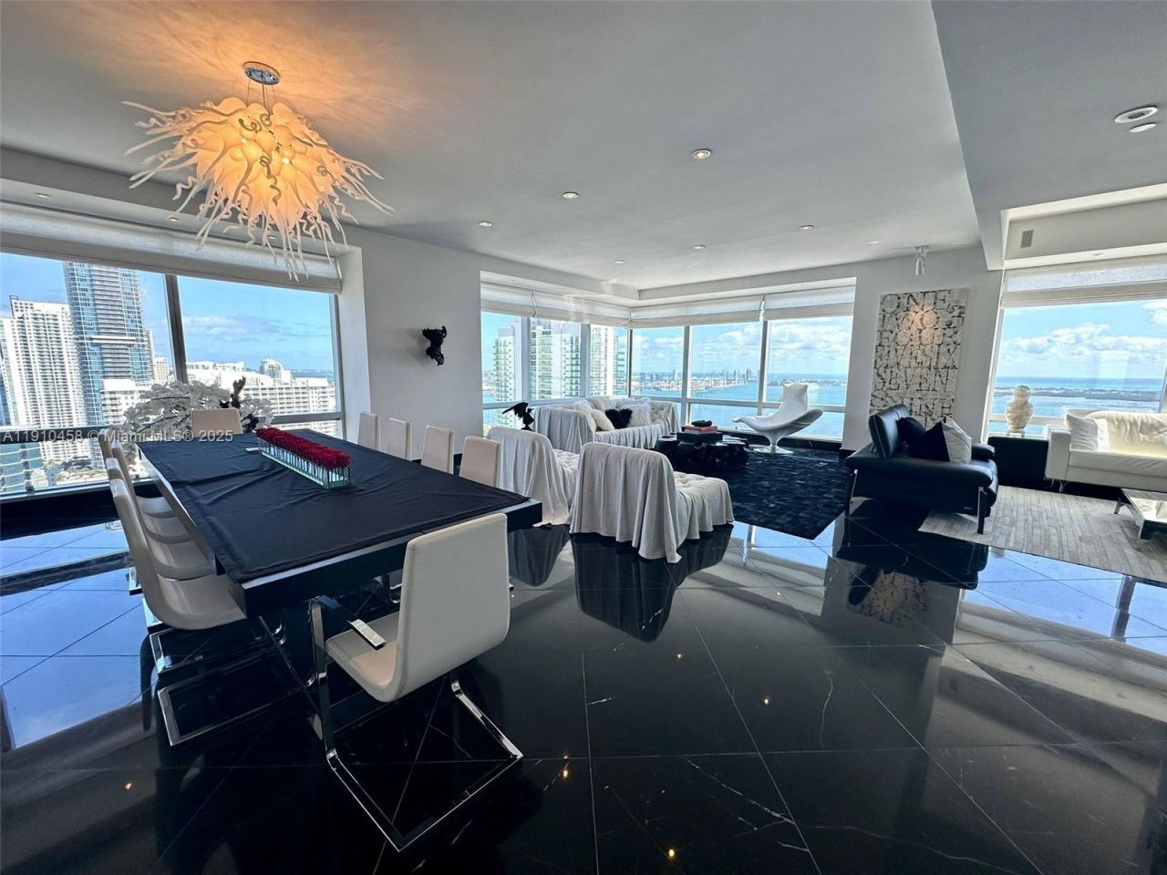 Please Call For Address, Unit 42E, Miami, FL 33131 Photo