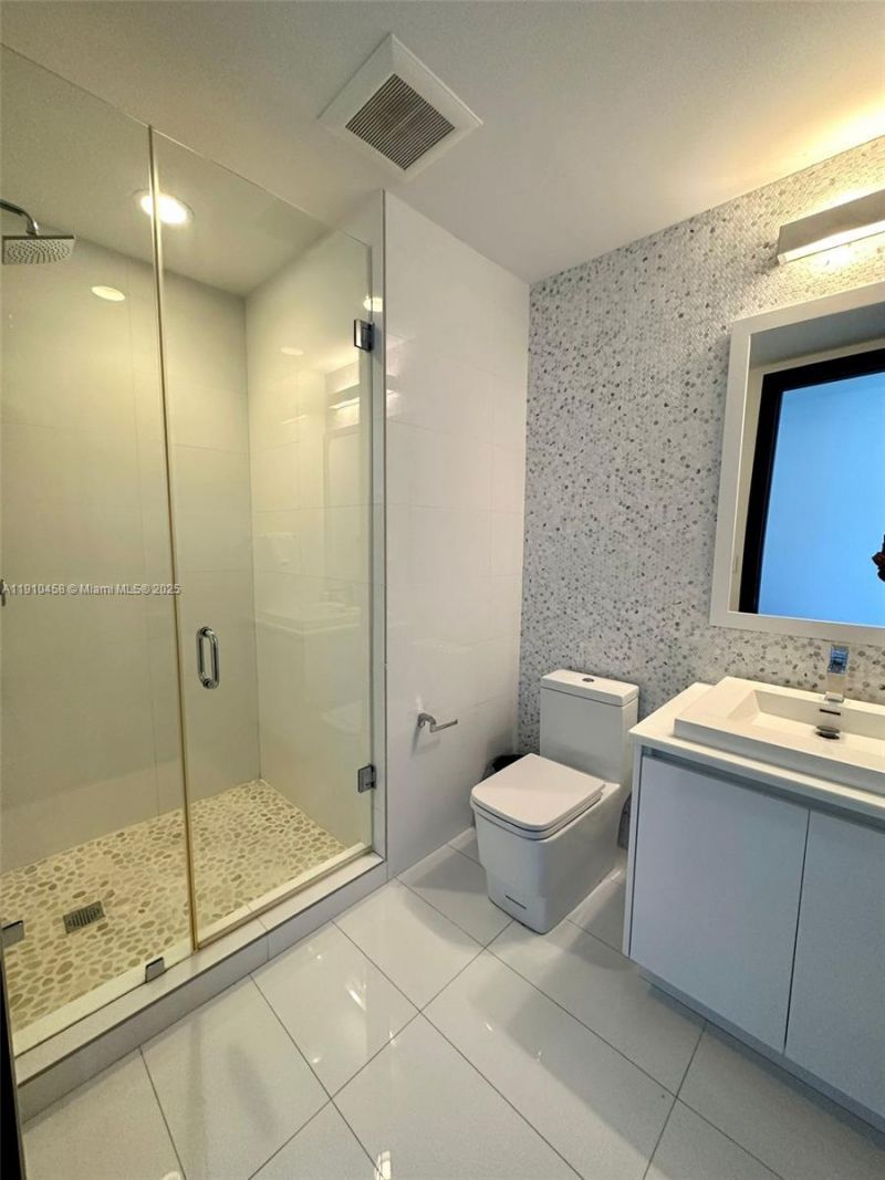 Please Call For Address, Unit 42E, Miami, FL 33131 Photo