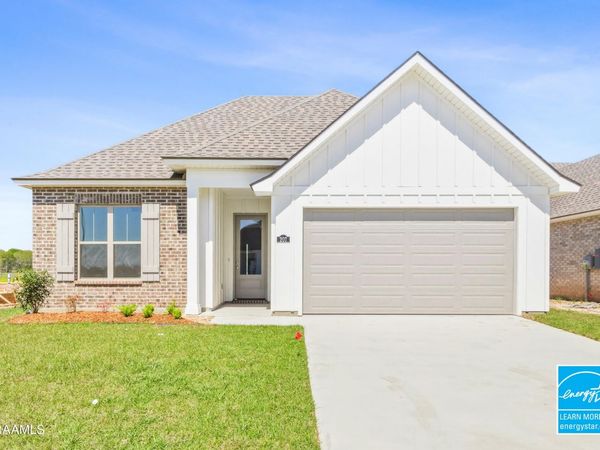 207 Gun Runner Drive, Carencro, LA 70520