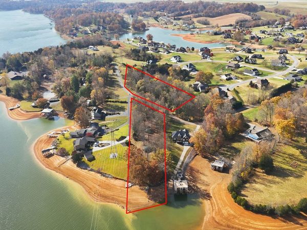 290 Candy Creek Private Drive, Blountville, TN 37617
