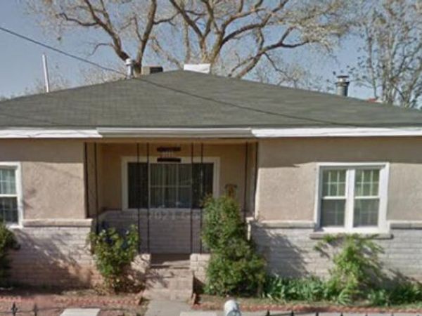 2715 Floral Road NW, Albuquerque, NM 87104
