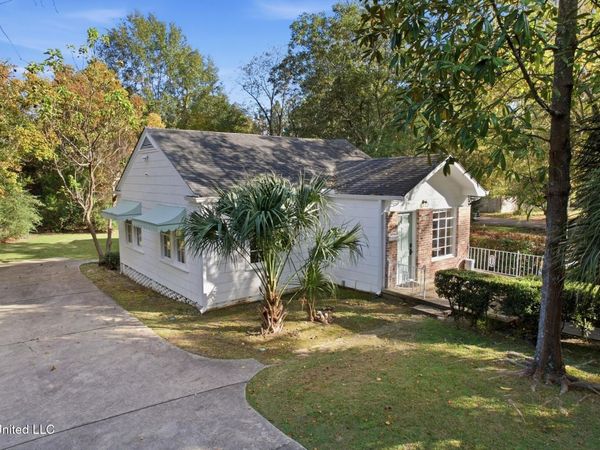 203 Park Avenue, Hattiesburg, MS 39401