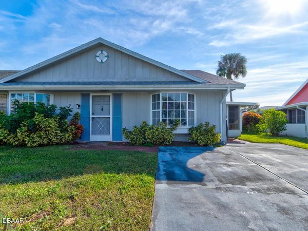 9 Par Drive, New Smyrna Beach, FL 32168