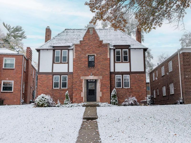 94 W Tulane Road, Columbus, OH 43202 Photo 2