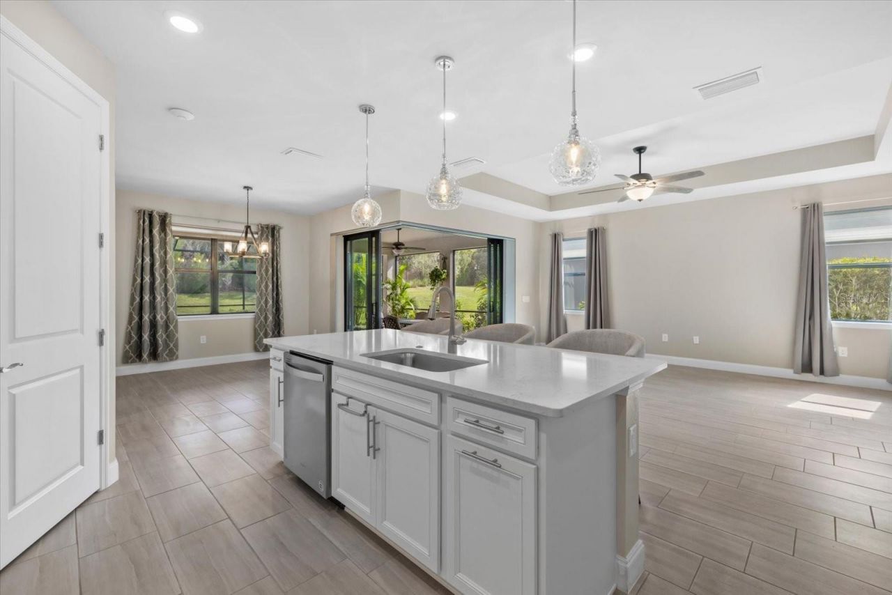 6835 Chester Trail, Bradenton, FL 34202 Photo