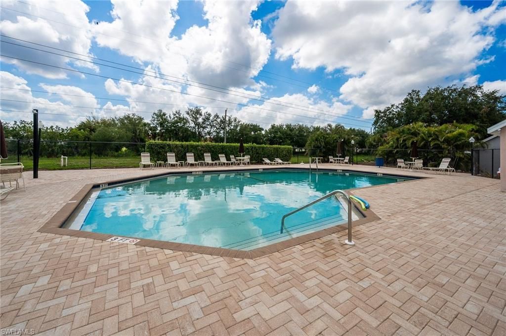 15298 Cricket Ln, Fort Myers, FL 33919 Photo