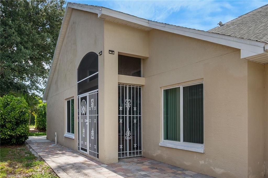 15298 Cricket Ln, Fort Myers, FL 33919 Photo