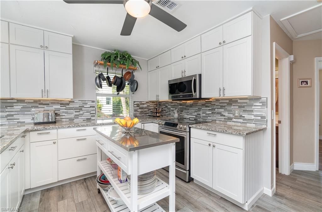 453 Seaworthy Rd, North Fort Myers, FL 33903 Photo