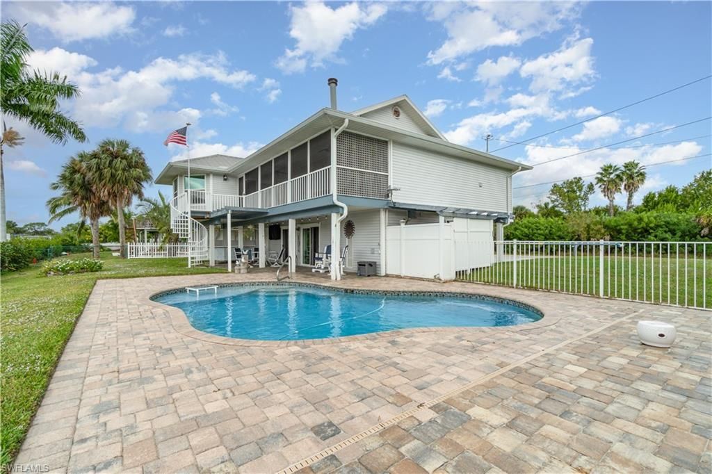 453 Seaworthy Rd, North Fort Myers, FL 33903 Photo