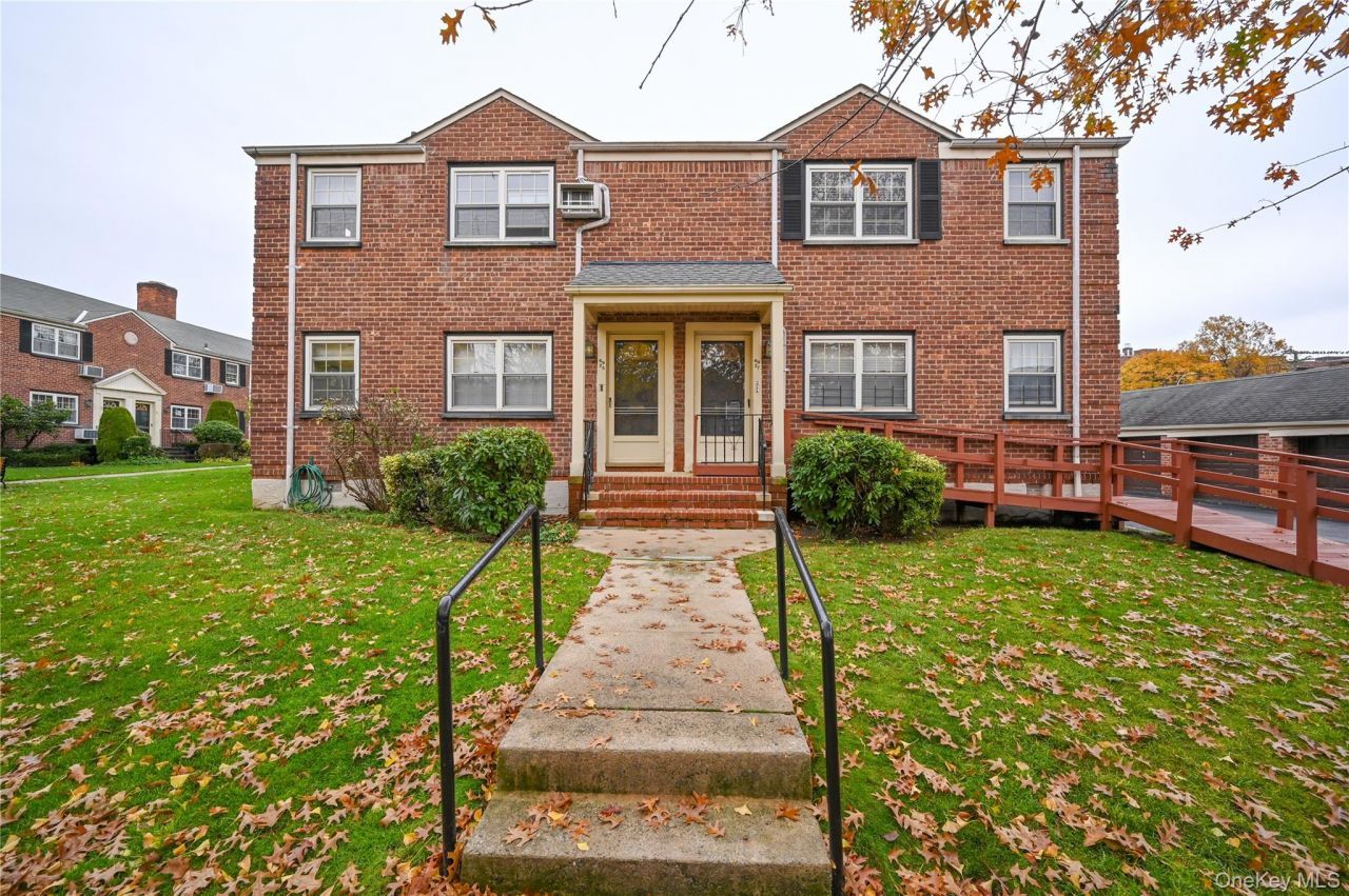 69-25 215th, Unit A, Bayside, NY 11364 Main Photo