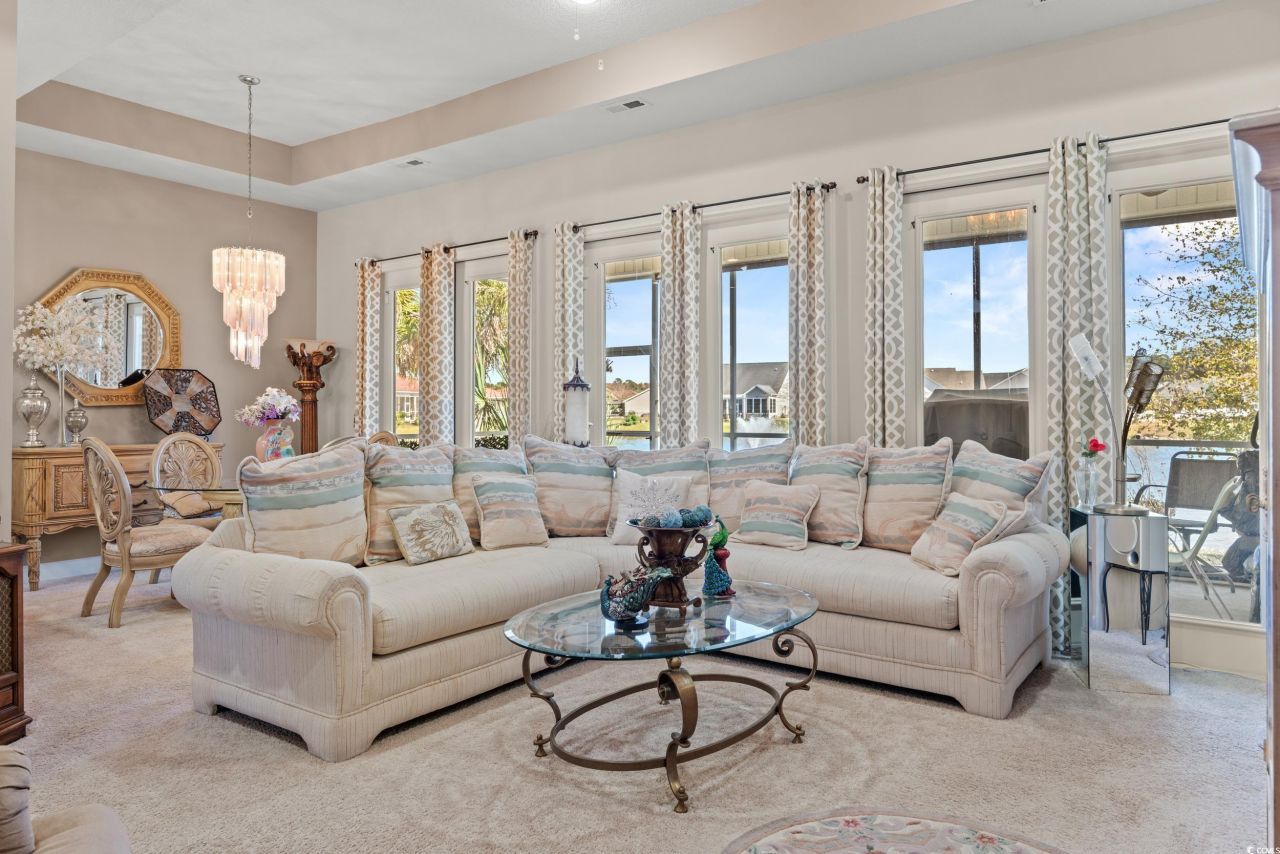 324 Glenridge Dr. Photo 8