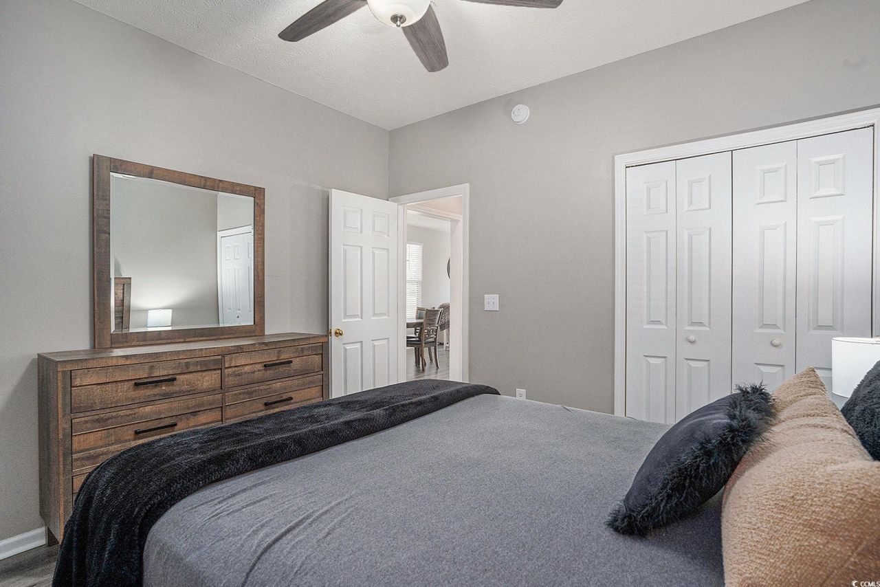 650 River Oaks Dr. Photo 20