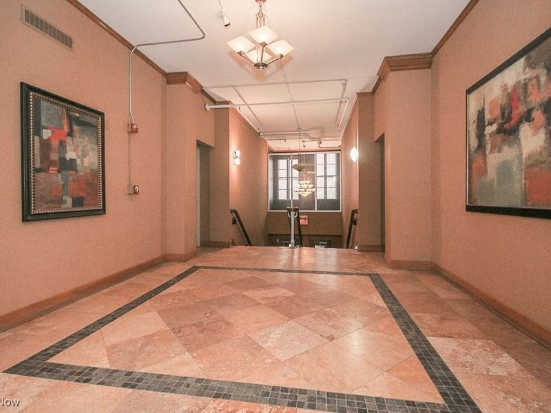 1133 W 9th Street, Unit 321, Cleveland, OH 44113 Photo 3