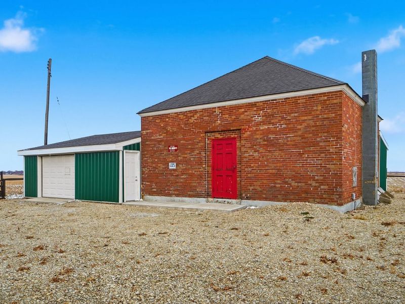 1125 Roberts Mill Road, London, OH 43140 Photo 2