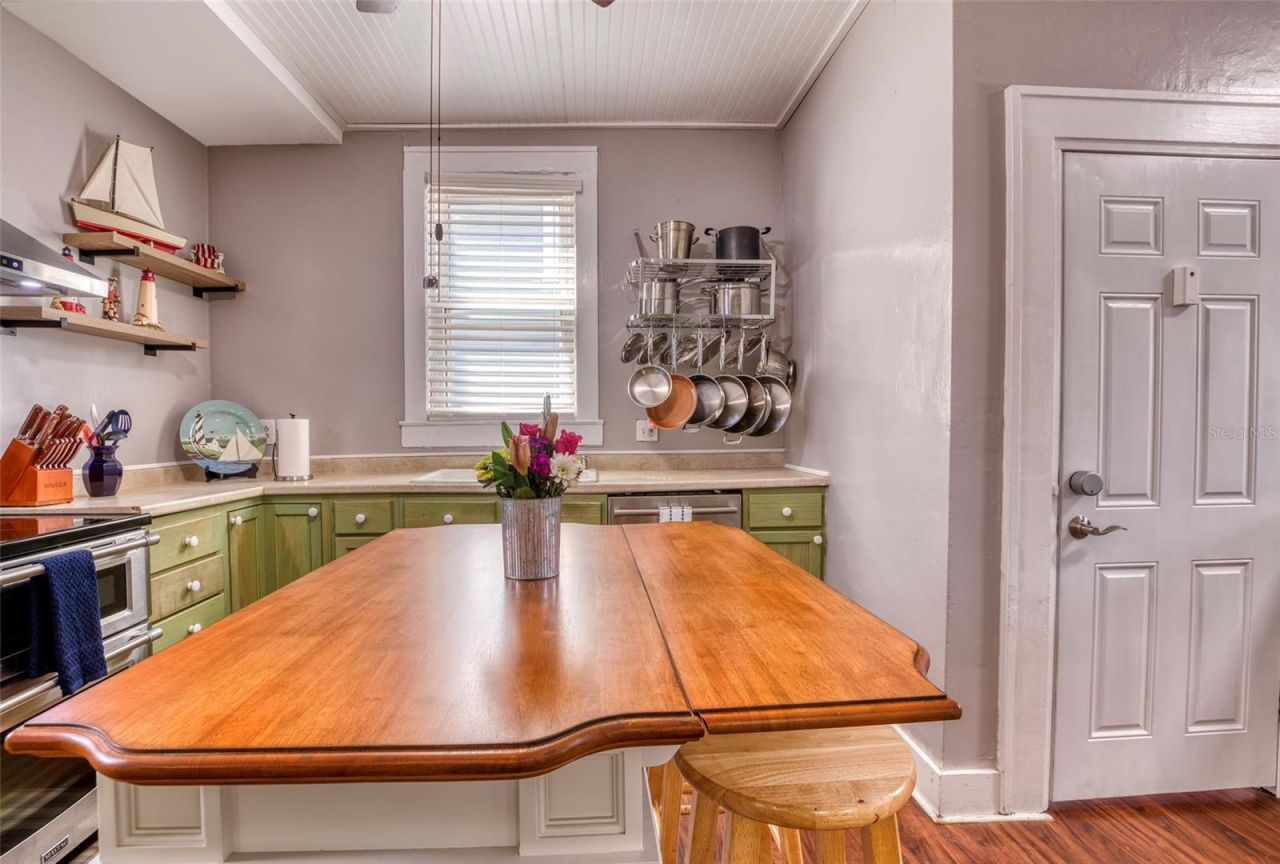 304 15th Street W, Bradenton, FL 34205 Photo