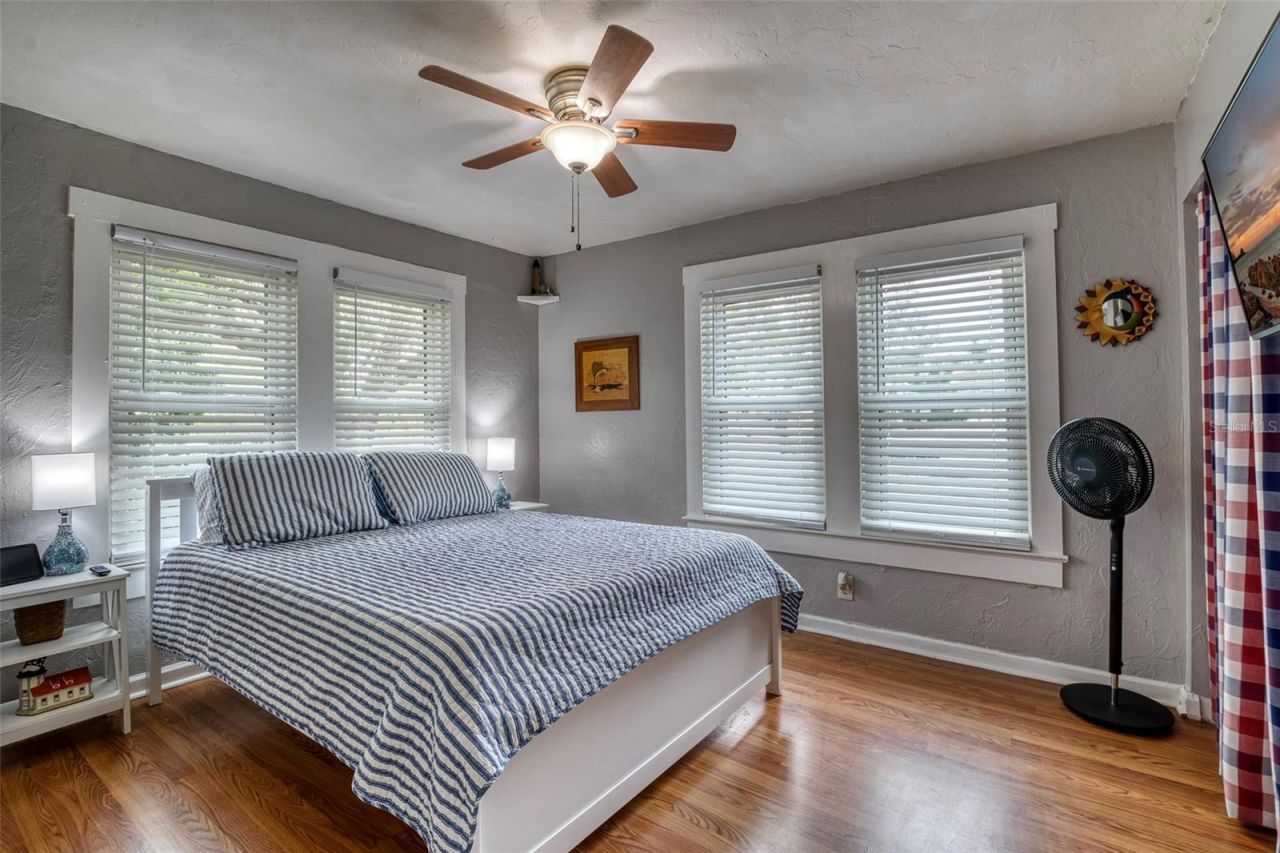 304 15th Street W, Bradenton, FL 34205 Photo