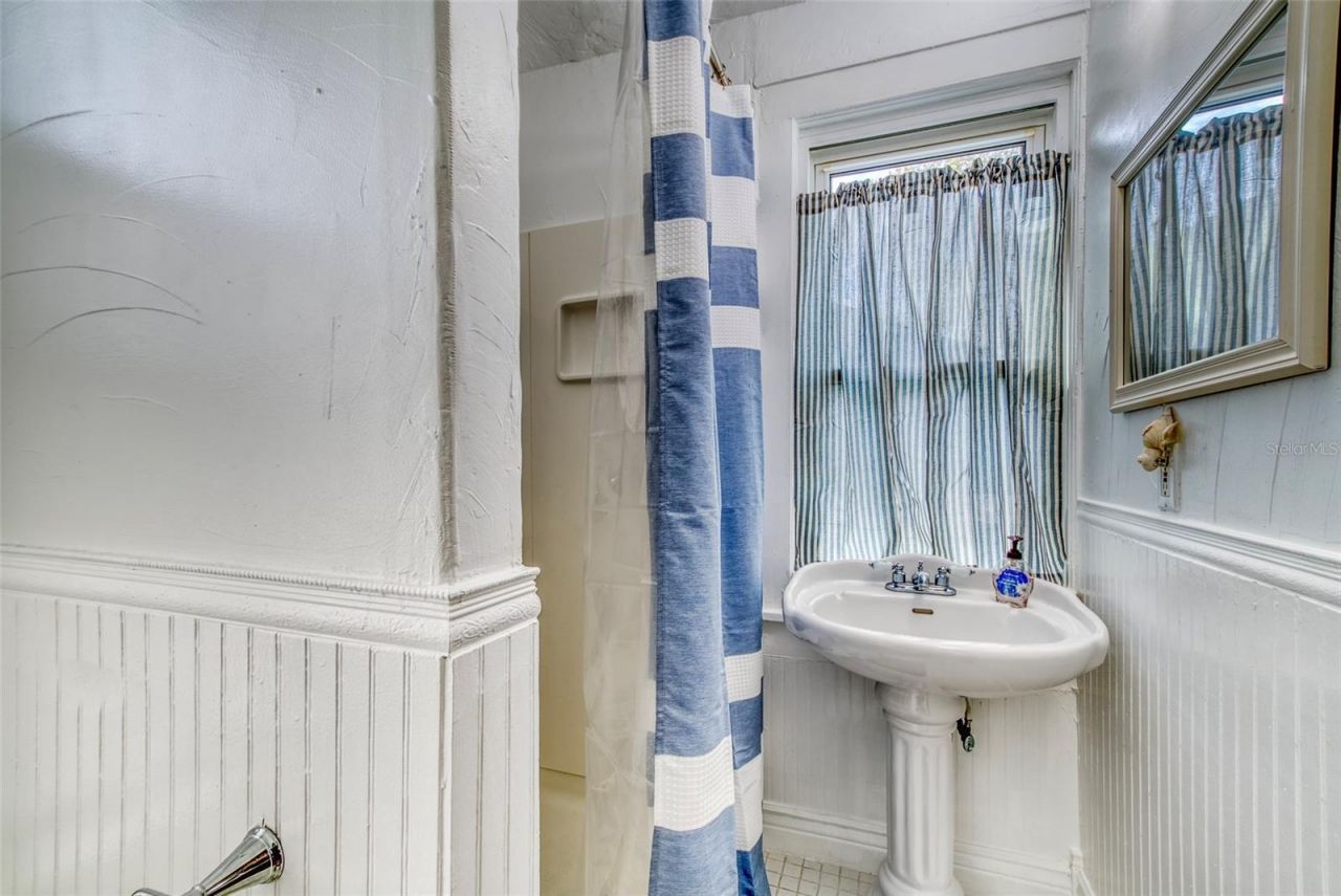 304 15th Street W, Bradenton, FL 34205 Photo