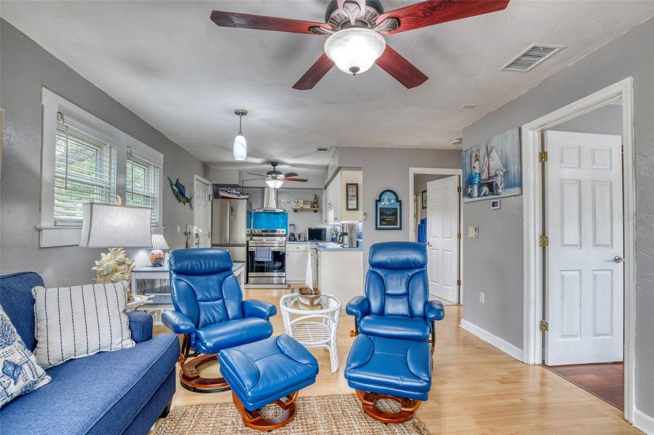 304 15th Street W, Bradenton, FL 34205 Photo