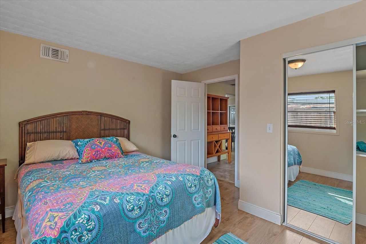 2313 Loma Linda Street, Sarasota, FL 34239 Photo