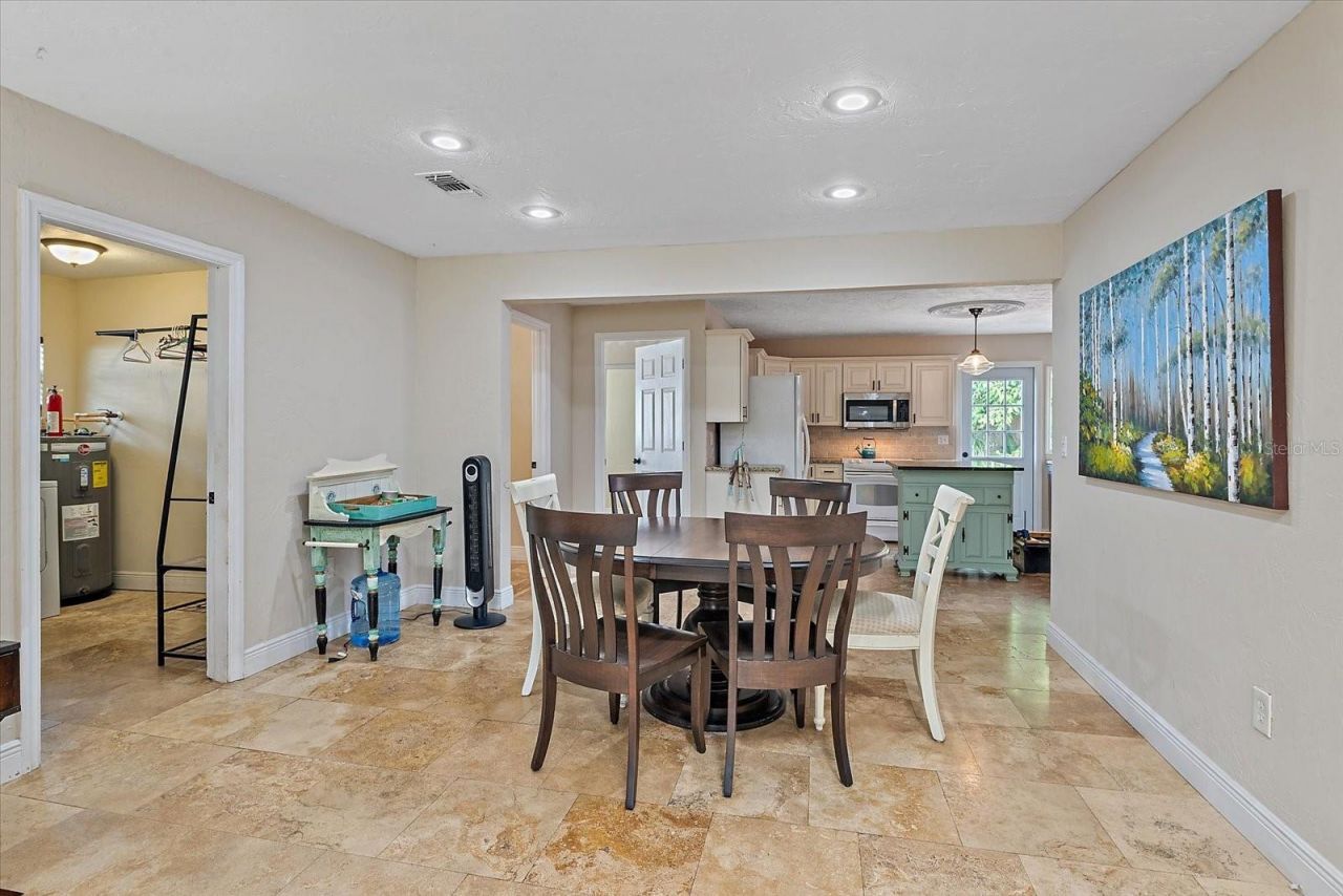 2313 Loma Linda Street, Sarasota, FL 34239 Photo