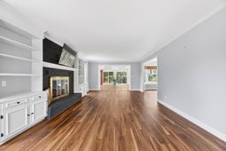 106 Santee Cooper Annex photo 4