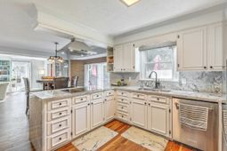 106 Santee Cooper Annex photo 4