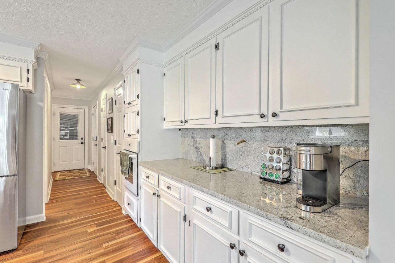 106 Santee Cooper Annex Photo 6