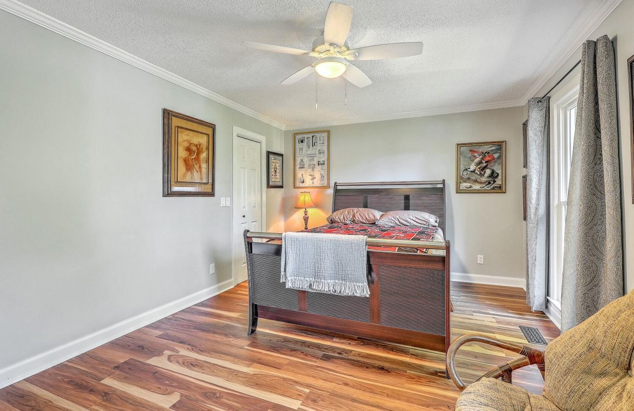 106 Santee Cooper Annex Photo 9