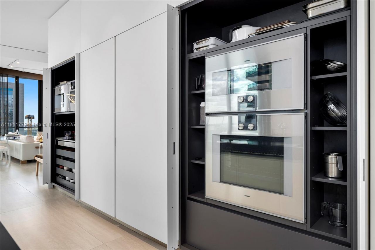 1000 Biscayne Blvd, Unit 5101, Miami, FL 33132 Photo