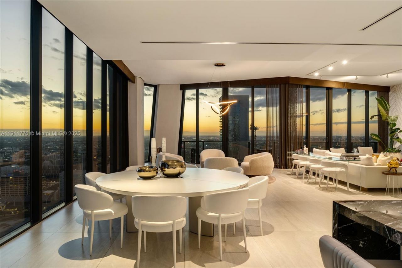 1000 Biscayne Blvd, Unit 5101, Miami, FL 33132 Photo